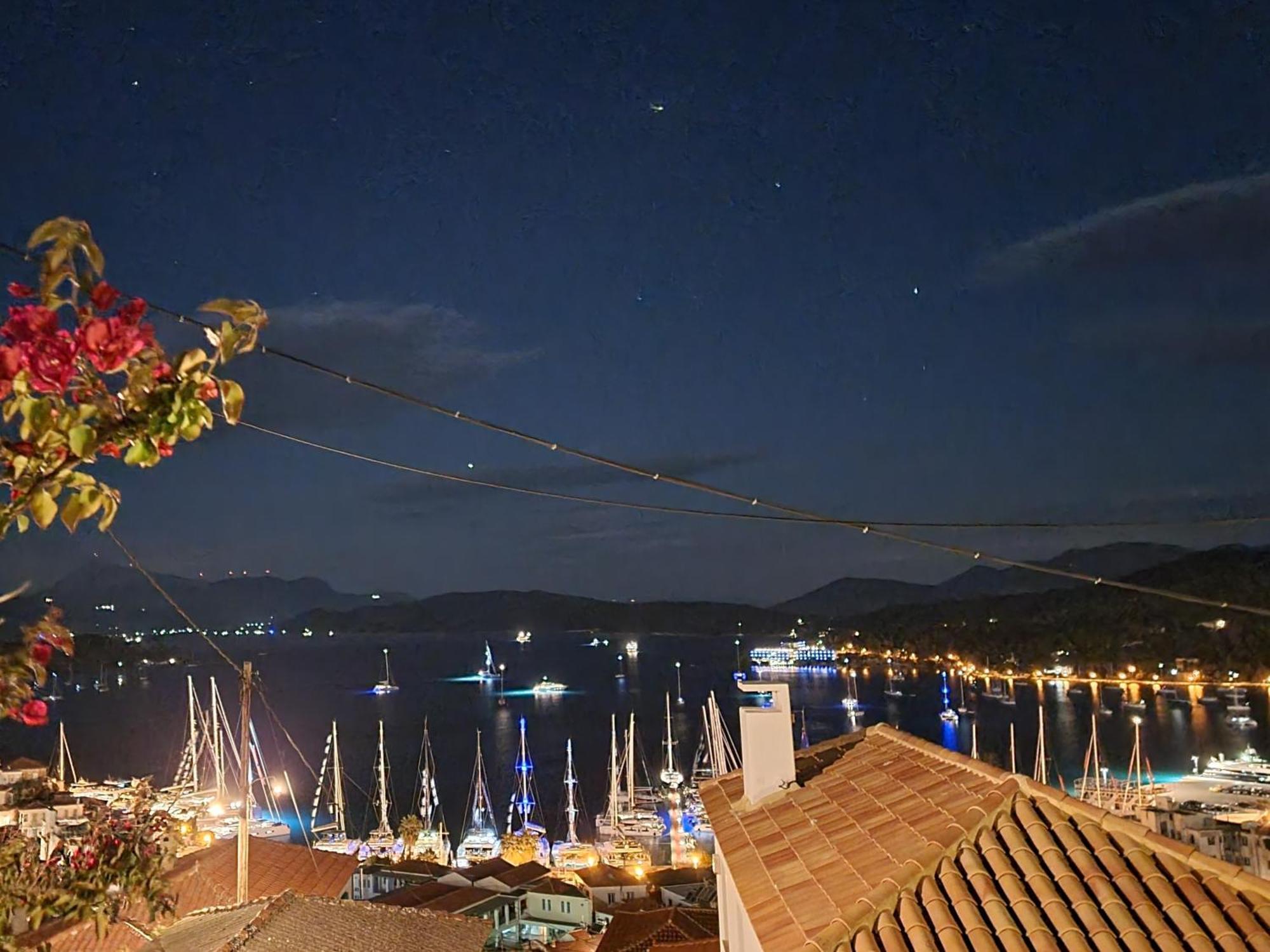 Panoramic View Apartment Poros Town エクステリア 写真