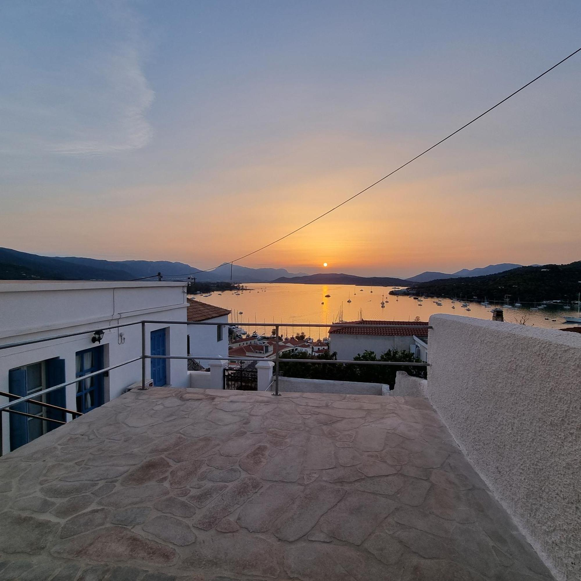 Panoramic View Apartment Poros Town エクステリア 写真